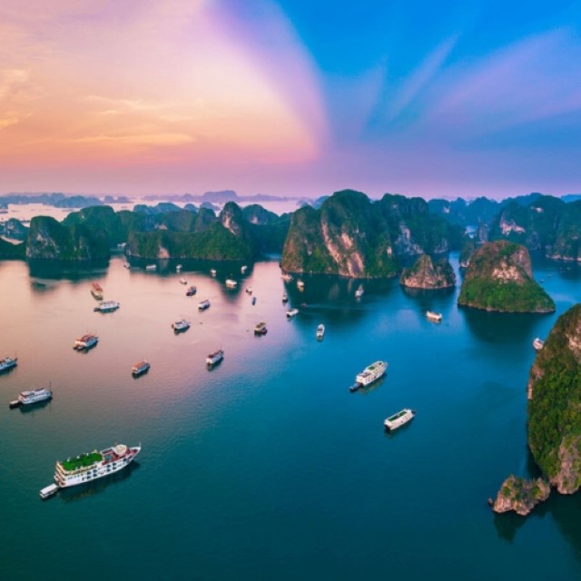 Vietnam 4 Days Hanoi Tour Package